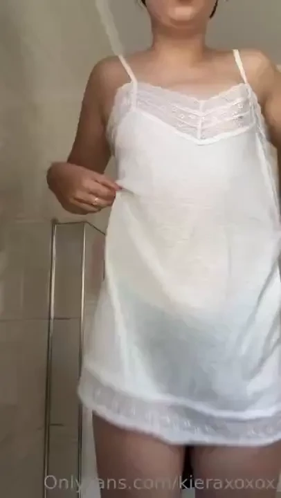 This night gown is so cutee 