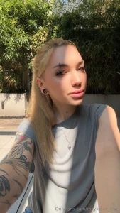 And now to the important questions short or long hair scroll through part 1