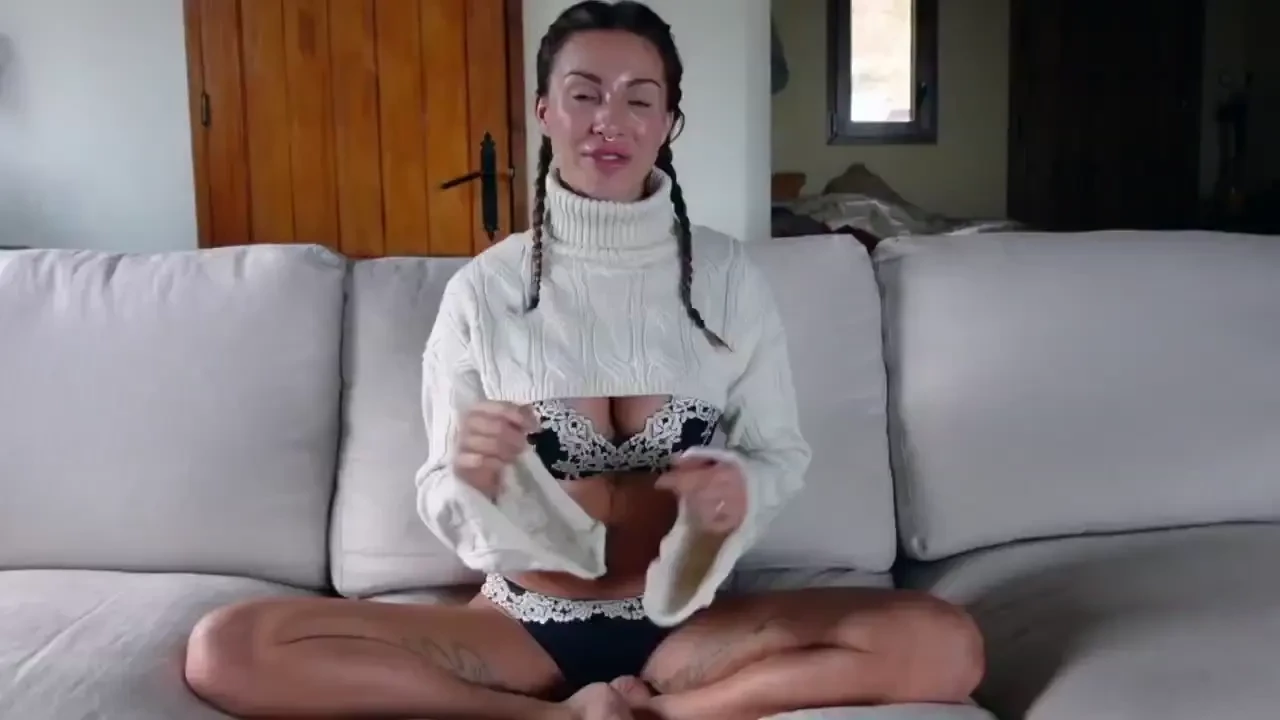 Self-love and confidence meditation with masturbation hmmm something 