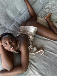 I ld love to feel your cock twitch while am on top