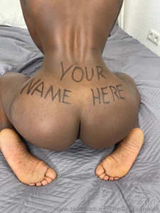 Can i have your name here dm