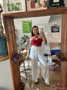 Sold my ceramic vase at my first art show i participated in part 3