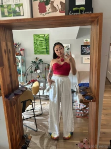 Sold my ceramic vase at my first art show i participated in part 1