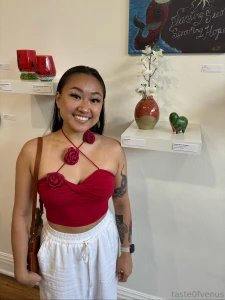 Sold my ceramic vase at my first art show i participated in part 2