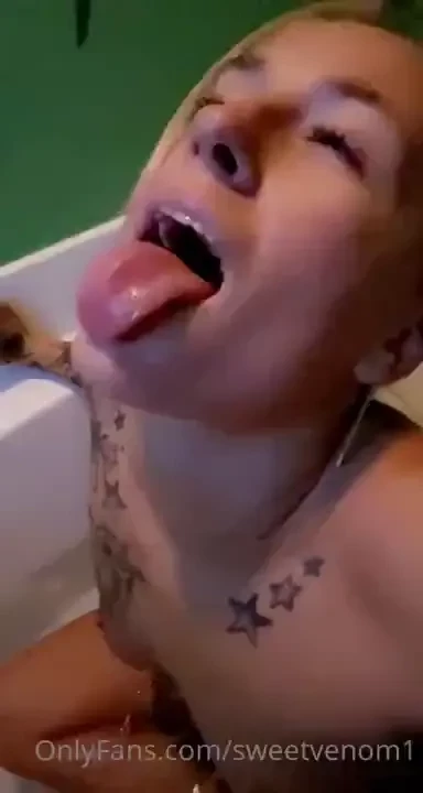 I m ready daddy give me all your cum i can be a very good girl 