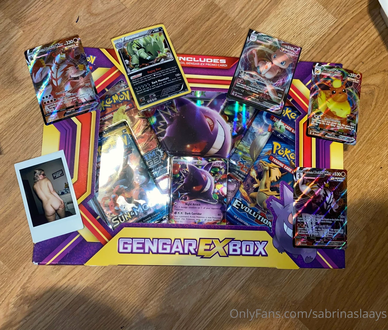 Finally giveaway time get the box the cards and a custom polaroid for 