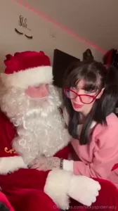 Using my toys face to sit hump on while he licks me until i cum merry
