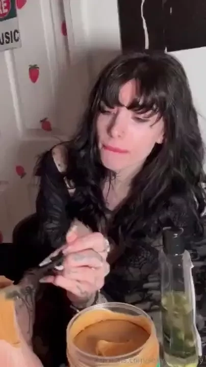 Rubbing peanut butter on my foot just to lick it off i tell you to cum 
