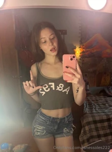 Go unlock that dm if you love hot brats with pretty feet