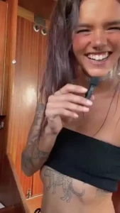 Hiiiii good morning loveee