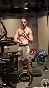 Pushing through the jetlag at the hotel gym wish i had a workout buddy part 1