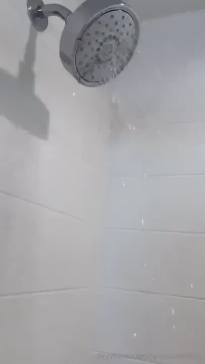 Dm me and i might just let you get wet with me 