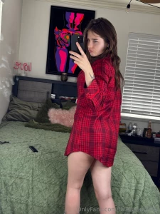 Guess what i m wearing under this flannel