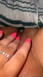 Daddii s pussy loves being touched
