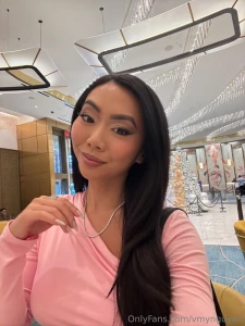 Taking a break from christmas shopping to be on here