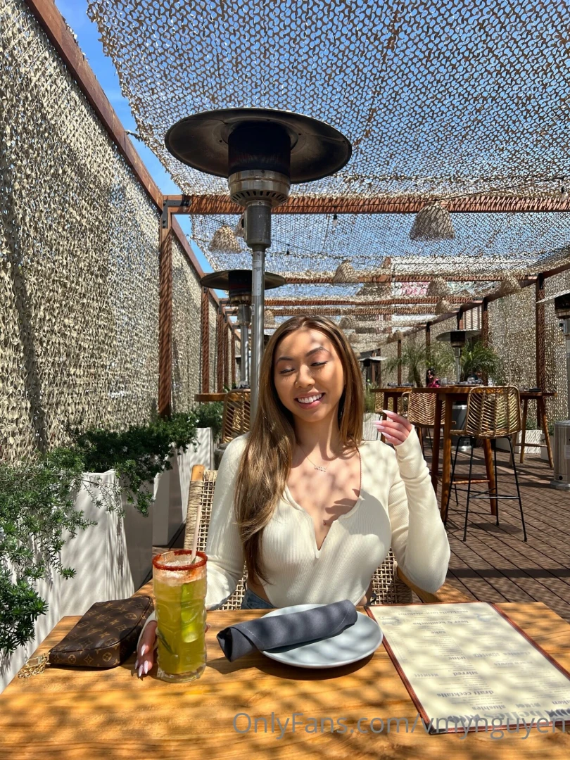 I like to play with my food and my fantasies 