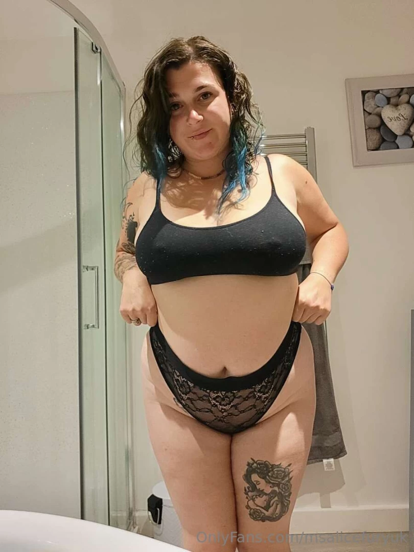 I love black lace do you 