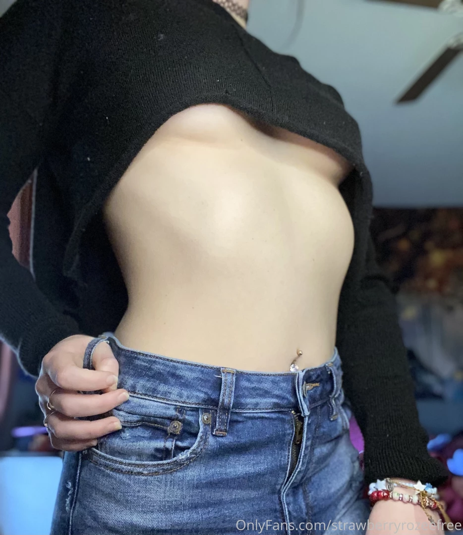 Underb00b strawberryrozee 