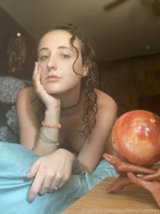 Ask me abt premade custom content making a new menu soon