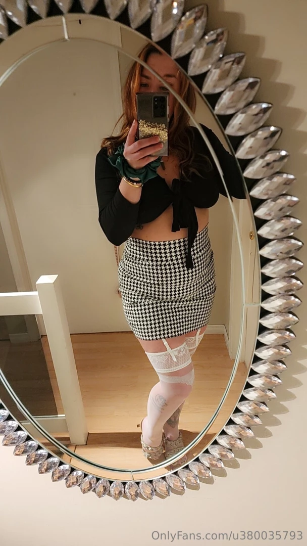 What do you think about that school gurl outfit 