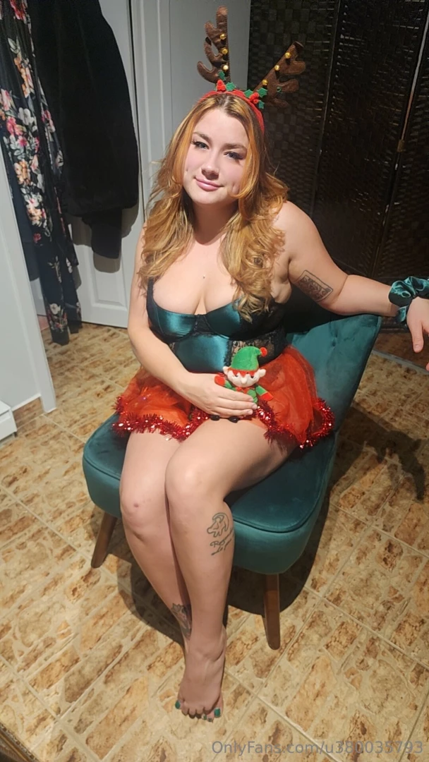 Hohoho mother christmas and her elf we get closer tonight you want a part 10 