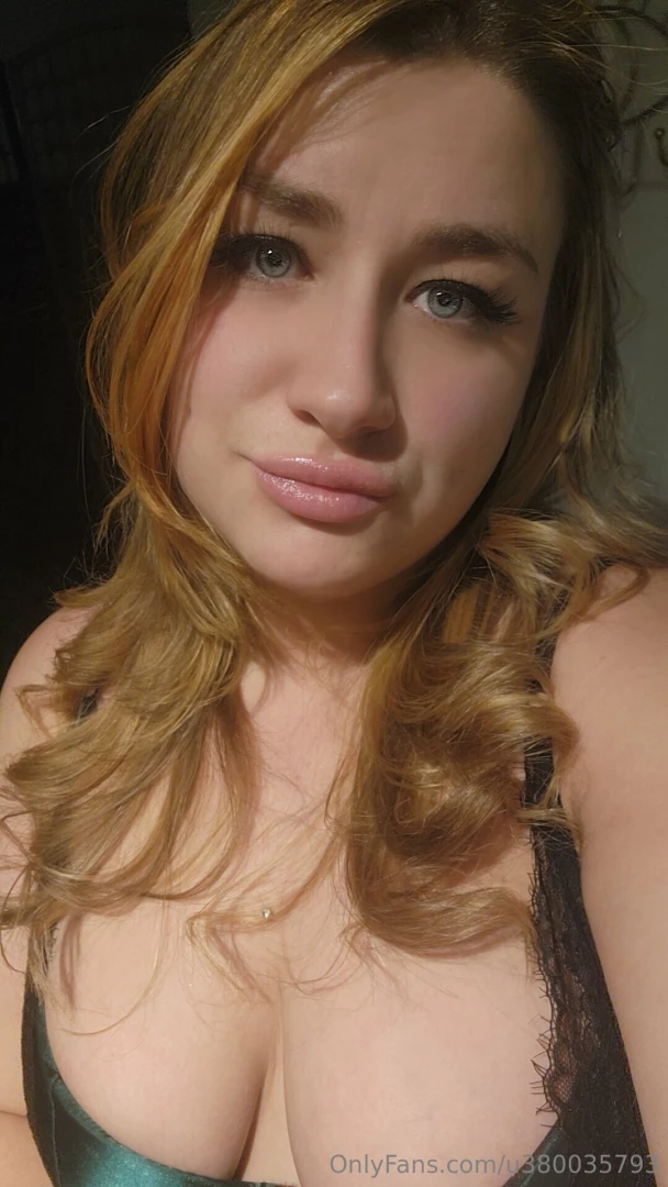 Hohoho mother christmas and her elf we get closer tonight you want a part 1 