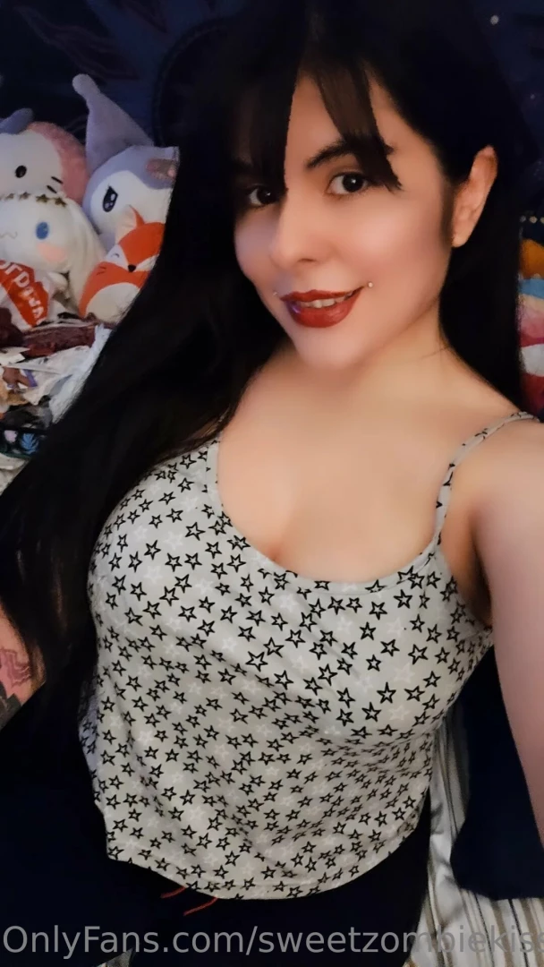 Want to see what s under my shirt it s pretty shocking if you like my 