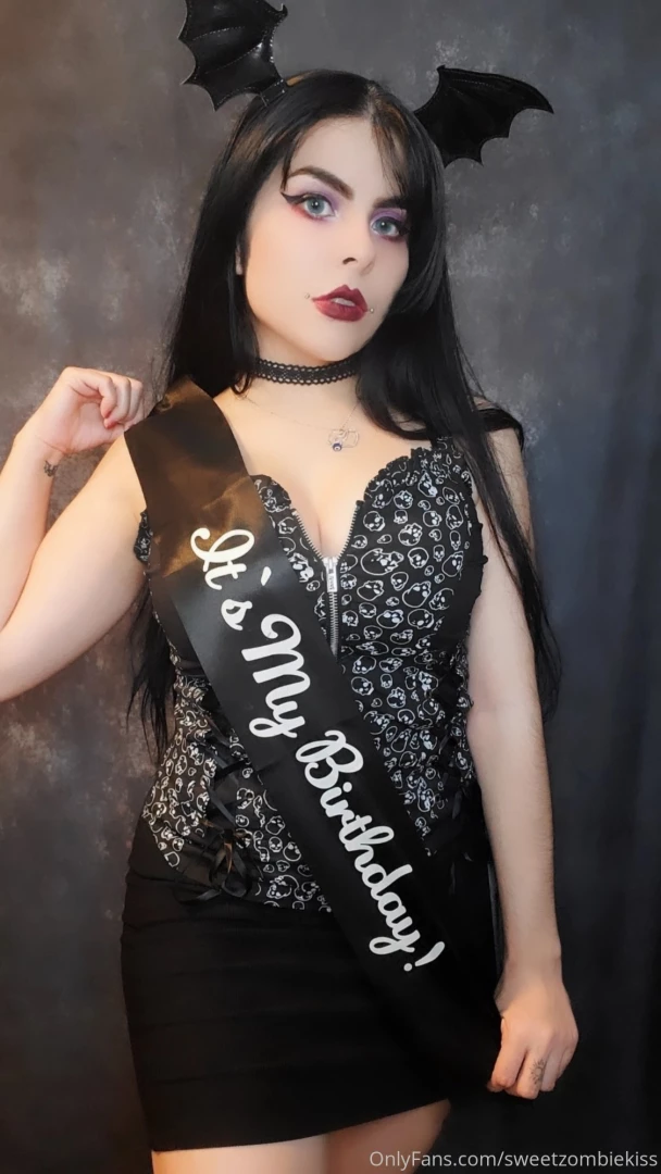 My birthday celebration post will be up if you tip 15 00 you will part 2 