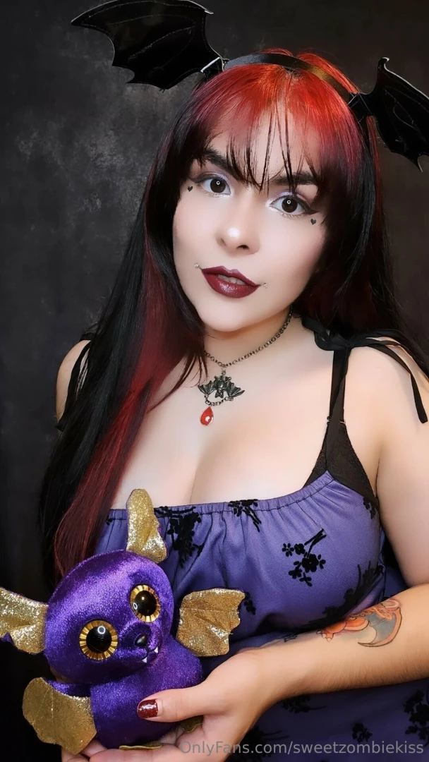 Today is my birthday if you like send me a sweet tip or gift from my 