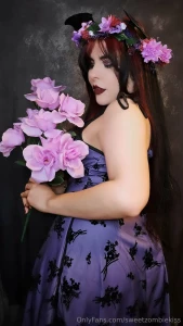 Today is my birthday if you like send me a sweet tip or gift from my part 1