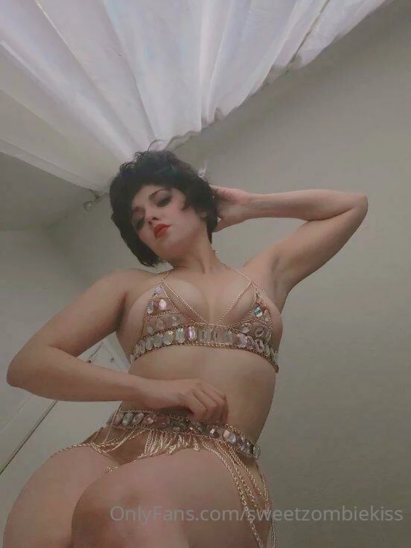 My sweet friend awfulrose is absolutely stunning her sets are mind part 1 