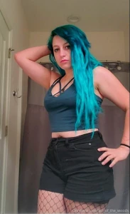 Emo vibes tonight part 3