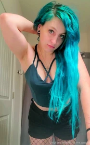 Emo vibes tonight part 2