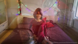 Hey guys no toys and no man in this one here i strip down in my sexy