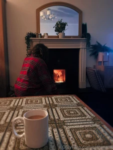 It s a few nights after christmas you rub your eyes itchy from staring part 1