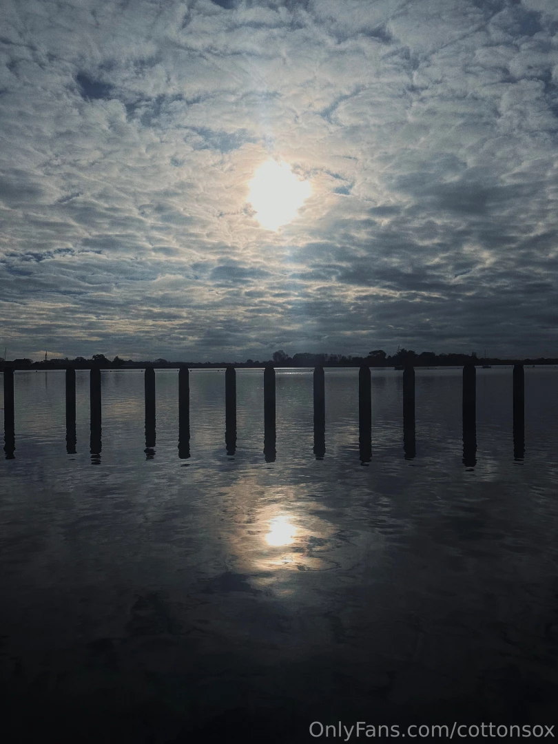 I took some photos not naughty ones of me but of pretty things outside part 2 