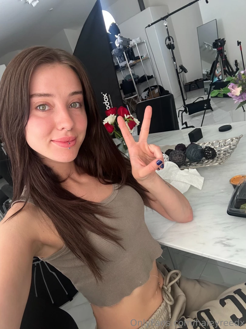 Been shooting new scenes lately excited for you to seeee 