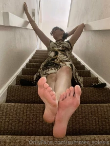 Would you crawl up the stairs to worship my feet part 19