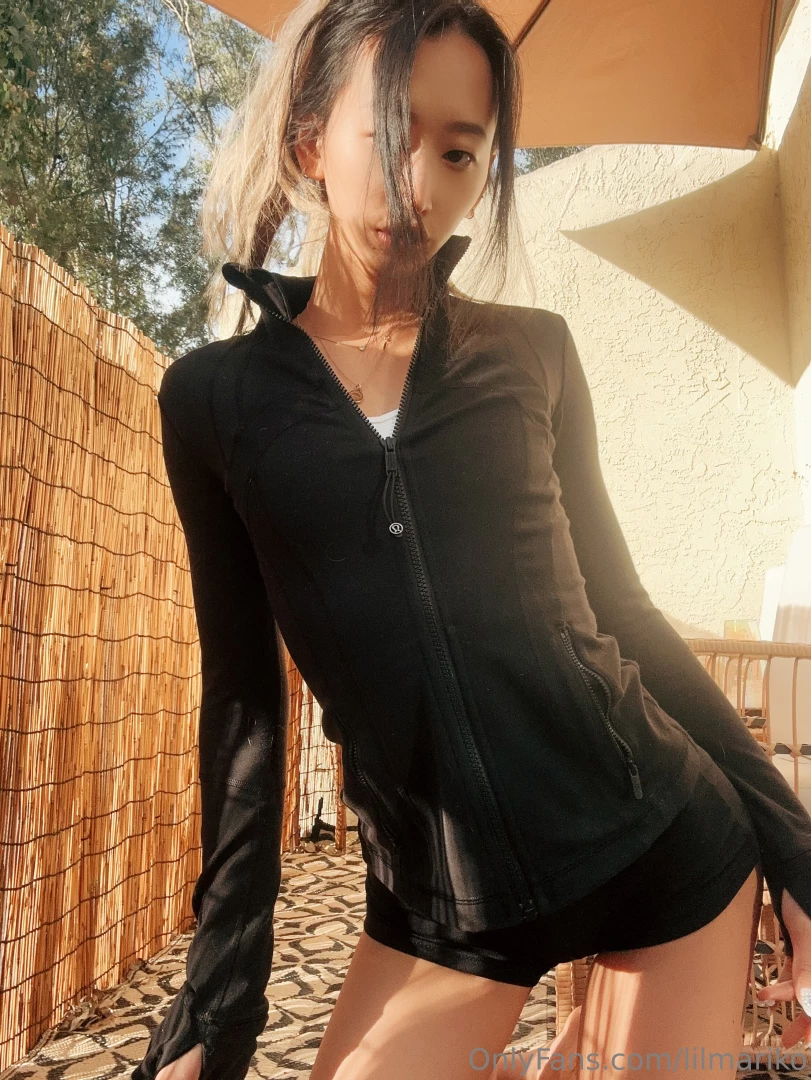 Woke up in that mood feeling very naughty 