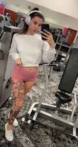 Good morning loves be proud i worked out in shoes today