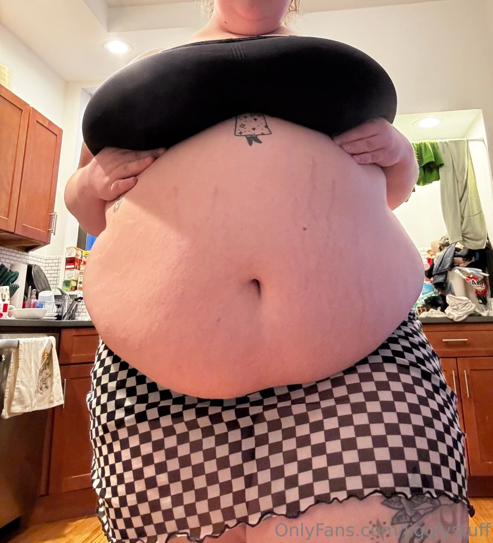 My skirt shrank i filmed a goofy little video of me badly dancing a part 1 