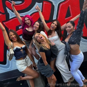 Me and adrianachechik gizelleblanco kimmygrangerxxx lilylouofficial