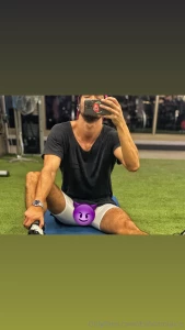 I think these leggings are too tight and see-through for the gym what