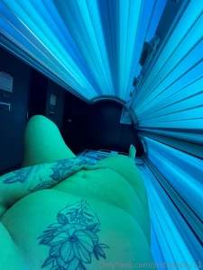 Tanning bed fun i get so unbelievably horny in the tanning bed i want part 3
