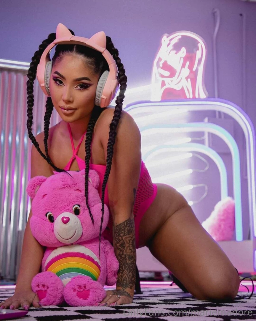 Want a bit of cosplay daddy 