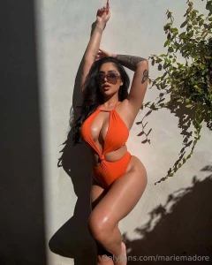 You re staring but i don t blame you