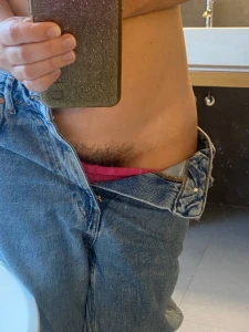 Hey my dear a little tease you by my bush