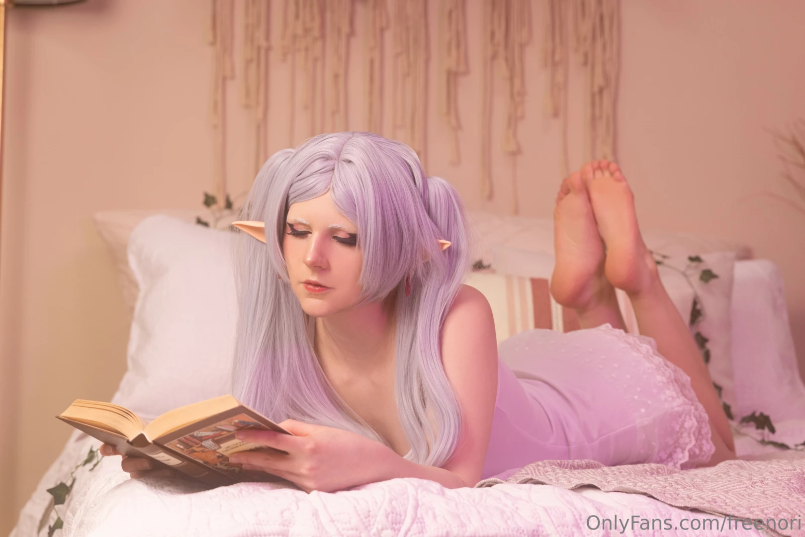Me reading hentai 