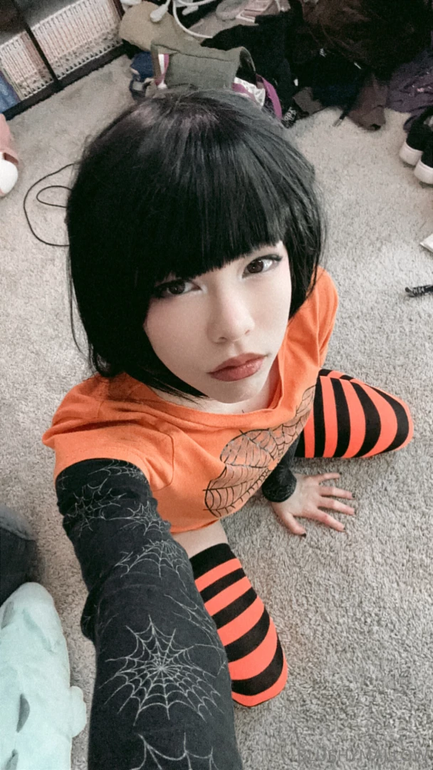 Bunch of orange pictures part 3 
