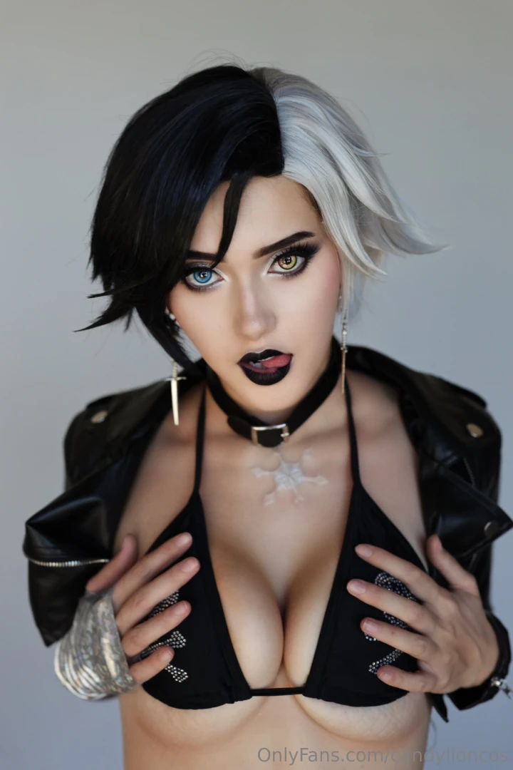 They say music brings the world together but i think that s what sexy 